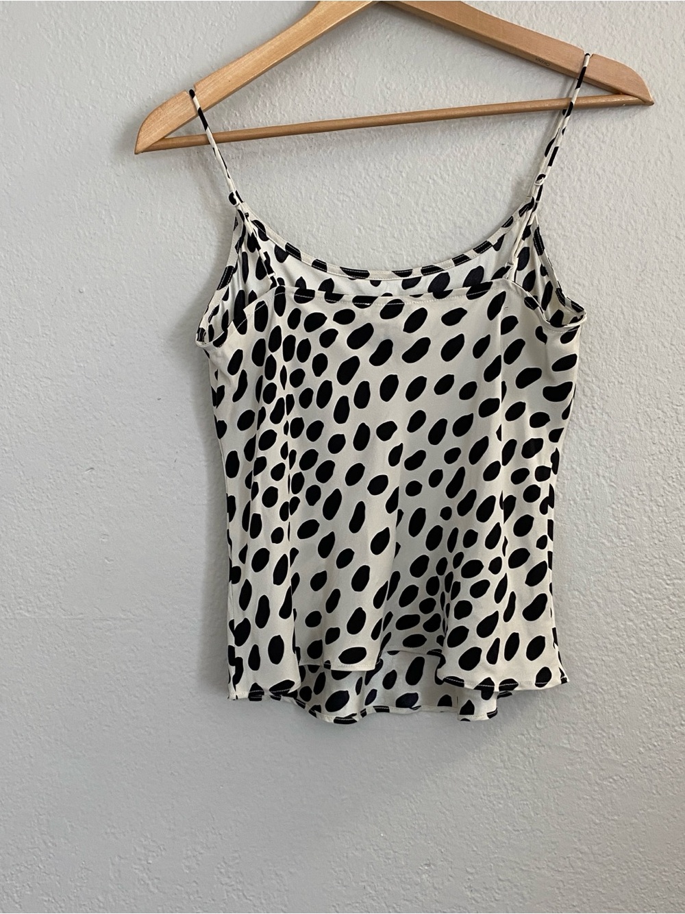 AYR Silk Camisole Women’s M White Black Polka Dot Pebble Print Cami Tank - Picture 3 of 5